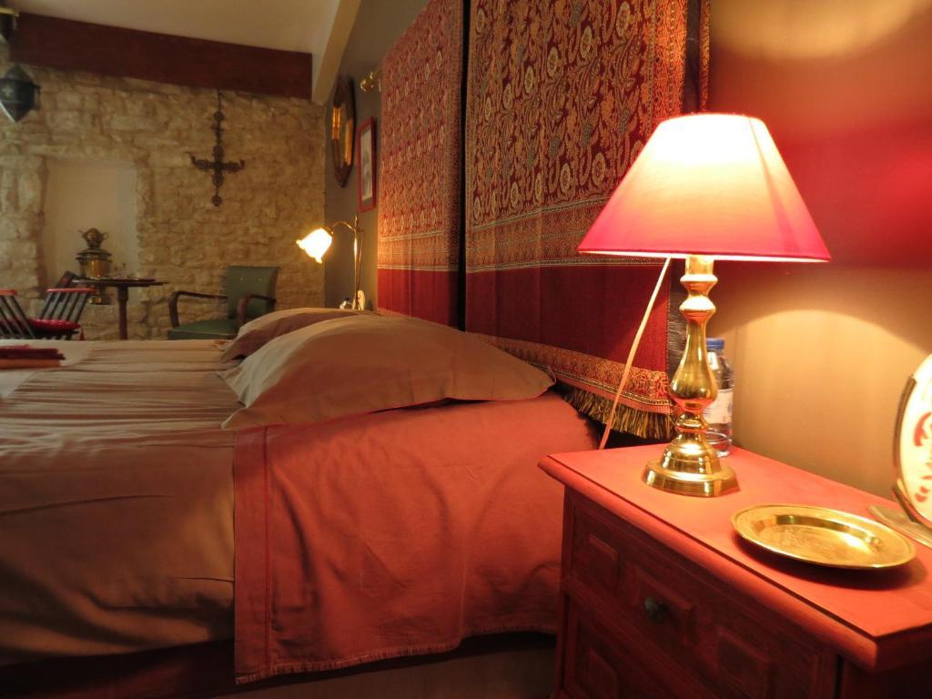 La Claverie Sainte-Radegonde-des-Noyers Номер фото